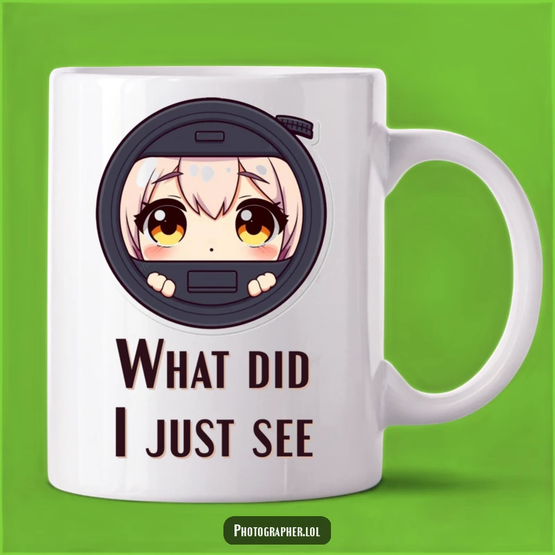Funny Surprised Photographer Mug - Wide-Eyed Camera Gift for Enthusiasts